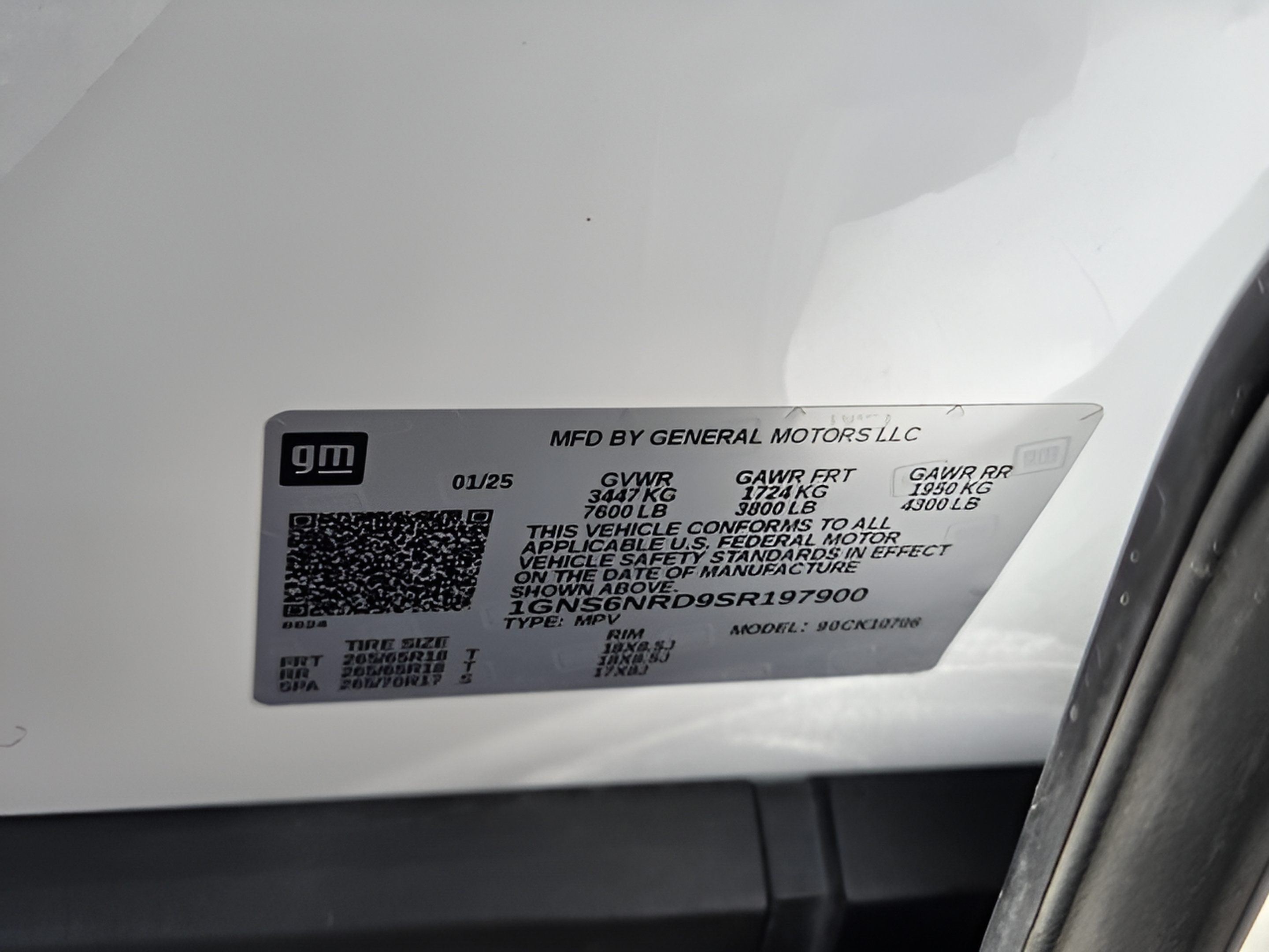 Used 2025 Chevrolet Tahoe LT AWD/4WD image 31