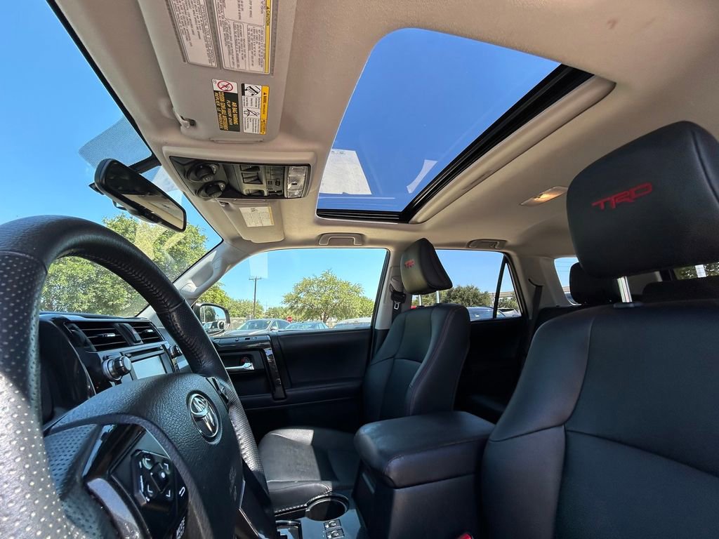 Used 2019 Toyota 4Runner TRD Off-Road Premium AWD/4WD image 12