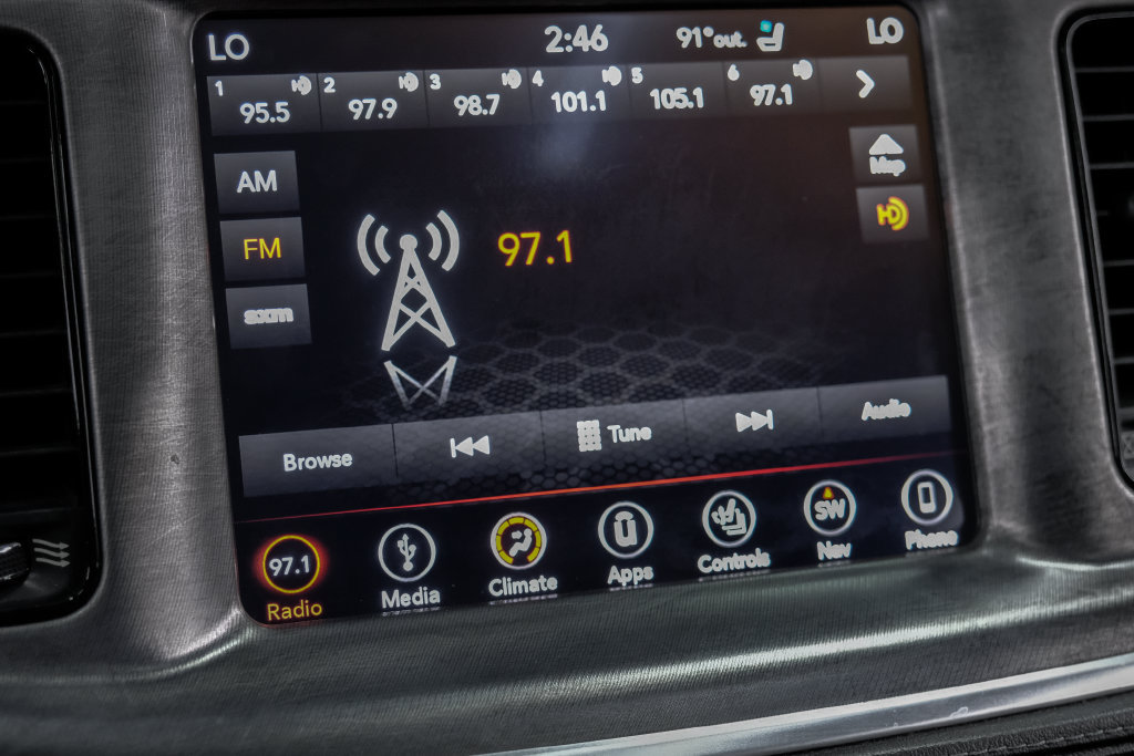 Used 2019 Dodge Charger R/T w/ Daytona Edition Group RWD image 38