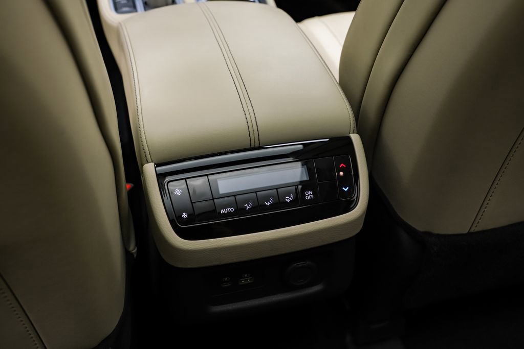 Used 2023 INFINITI QX60 Luxe w/ Cargo Package FWD image 42