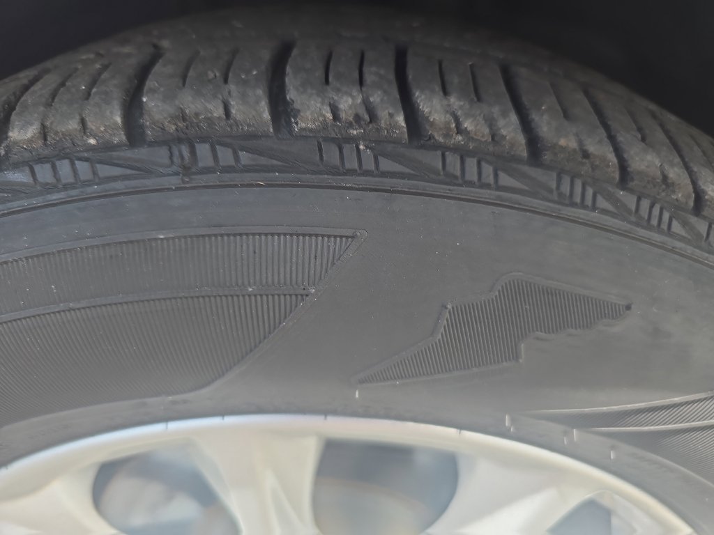 Used 2017 Ford Fusion S image 28