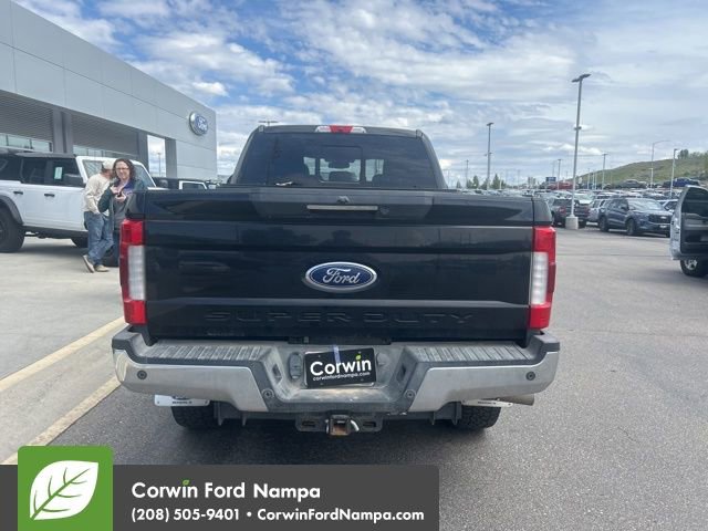 Used 2018 Ford F250 Lariat w/ Lariat Ultimate Package AWD/4WD image 8