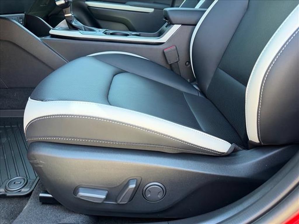 New 2026 Kia K4 GT-Line w/ GT-Line Sunroof Package FWD image 11