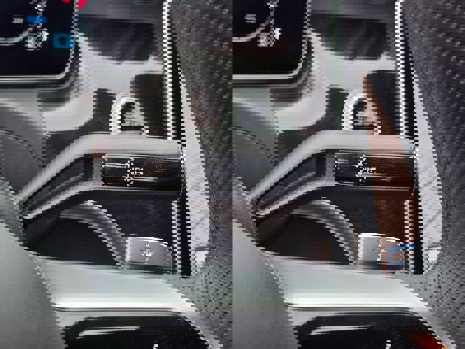 Used 2023 Mercedes-Benz C 300 4MATIC Sedan image 34