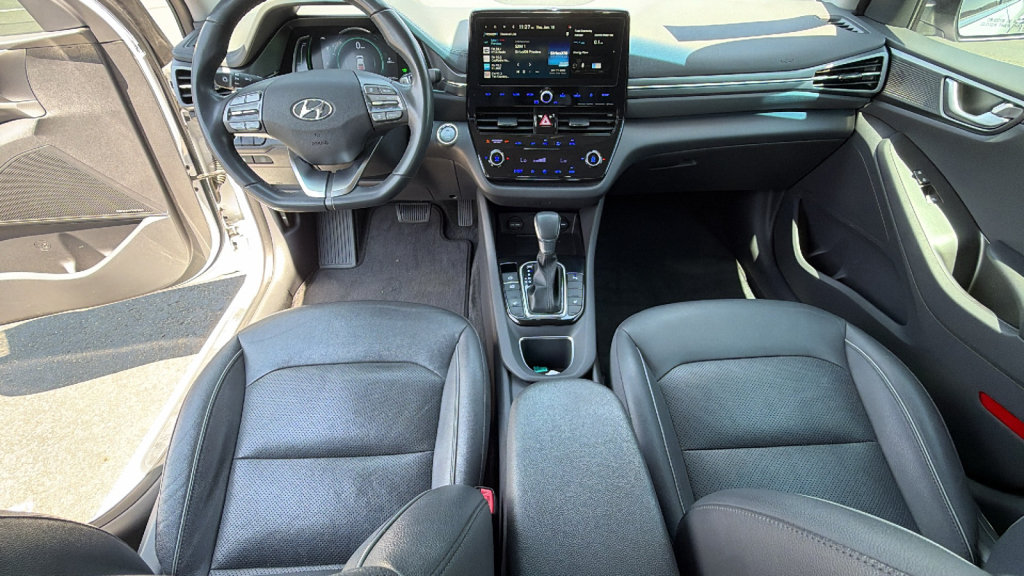 Used 2020 Hyundai Ioniq Limited FWD image 26