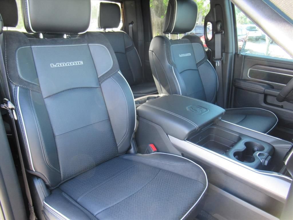 New 2026 RAM 2500 Laramie AWD/4WD image 10