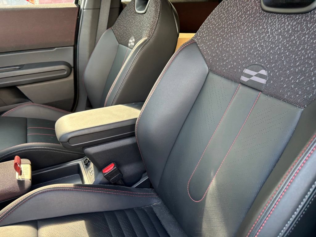Certified 2025 MINI Cooper Countryman John Cooper Works w/ Comfort Package Max AWD/4WD image 6