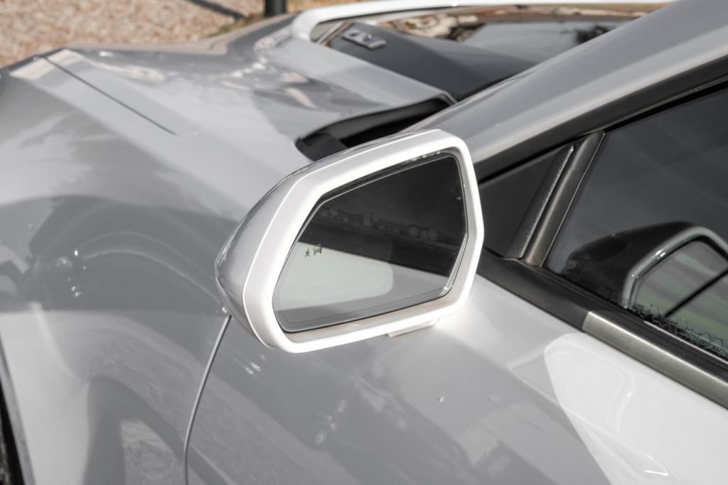 Used 2018 Chevrolet Camaro ZL1 image 40