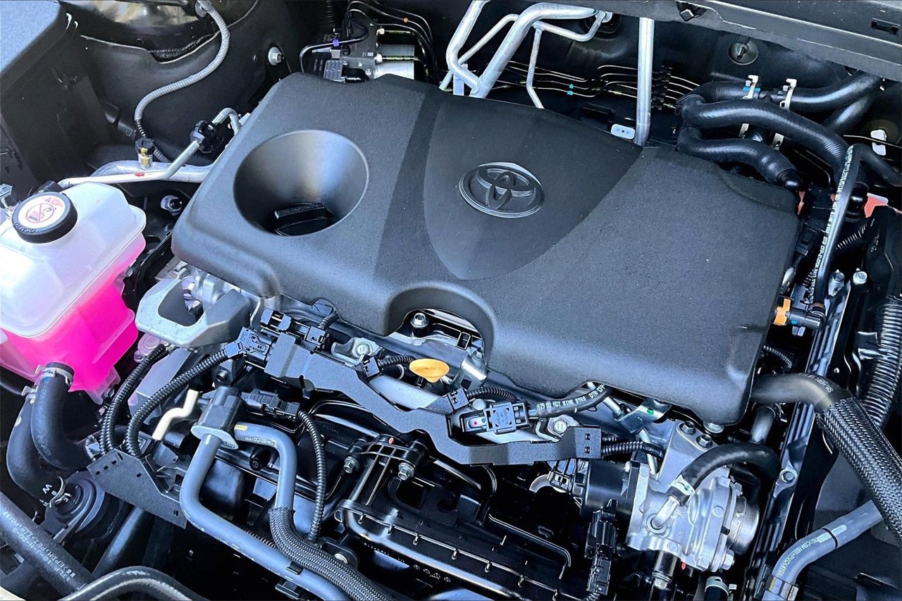 Used 2025 Toyota Grand Highlander AWD Hybrid image 28