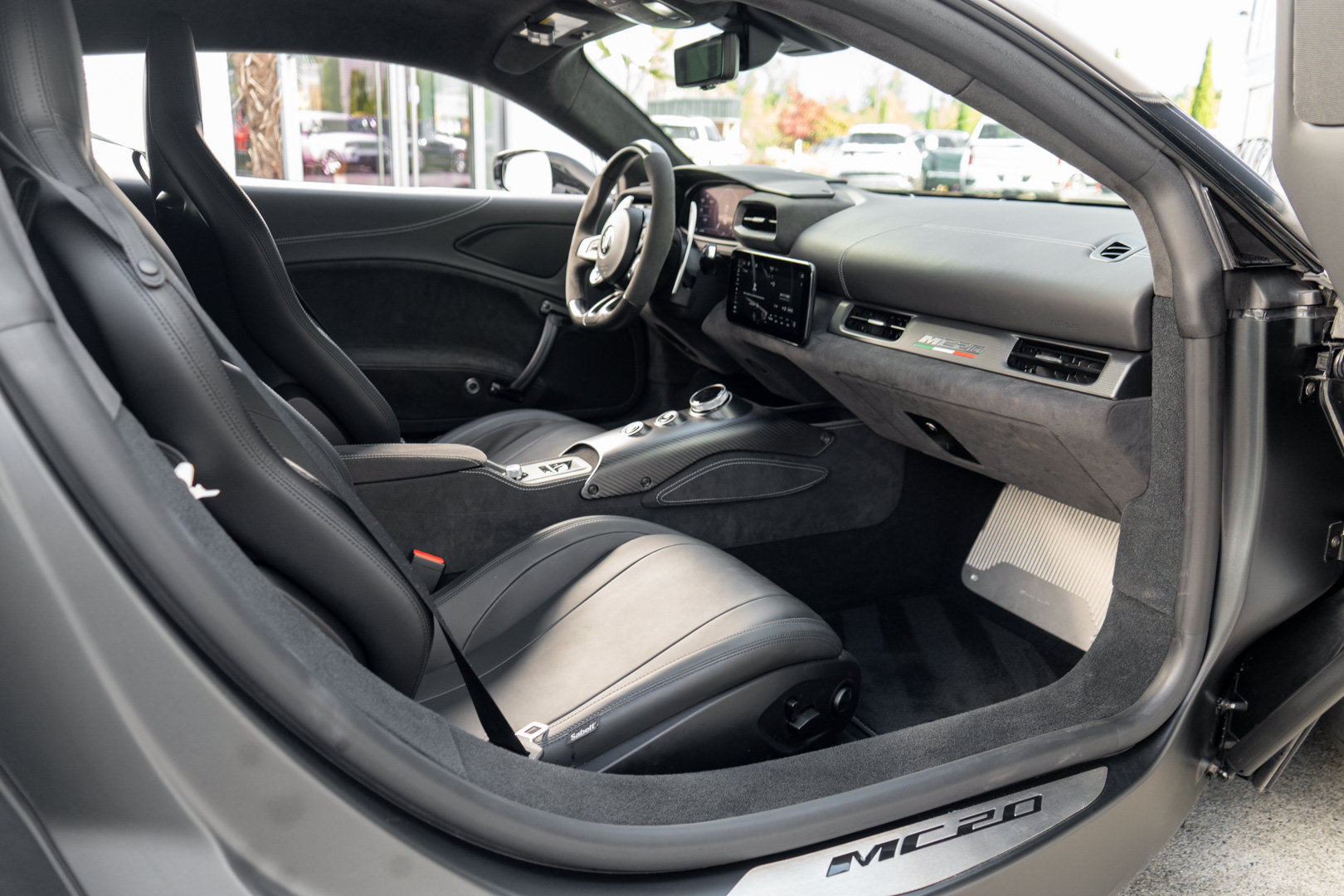 Used 2023 Maserati MC20 Coupe RWD image 31