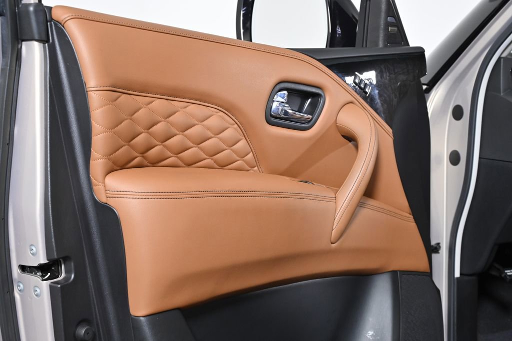 Used 2019 INFINITI QX80 Luxe w/ 22" Wheel Package image 35