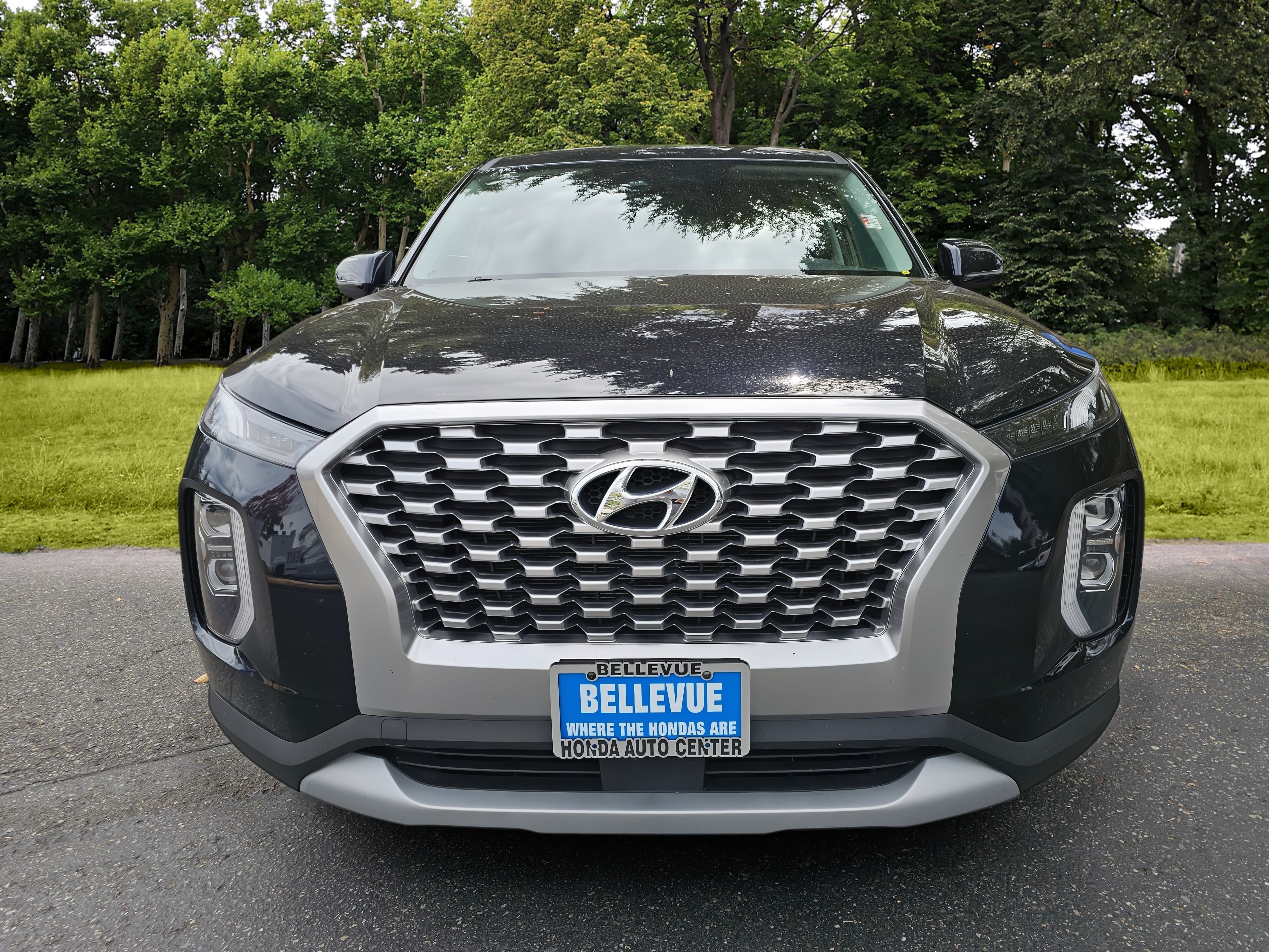 Used 2022 Hyundai Palisade SE AWD/4WD image 2