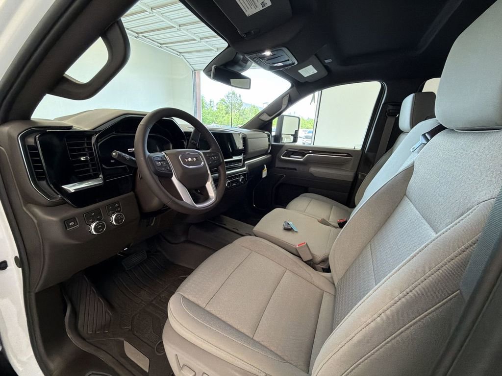 New 2026 GMC Sierra 3500 SLE w/ SLE Value Package AWD/4WD image 10