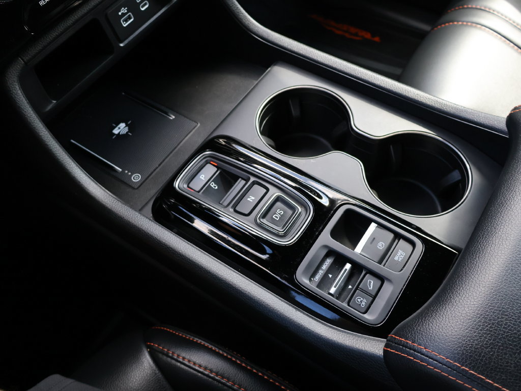 Certified 2025 Honda Pilot TrailSport image 24
