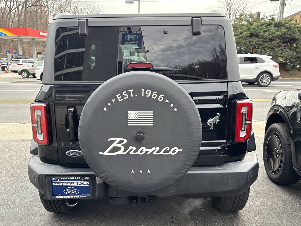 Used 2022 Ford Bronco Outer Banks image 6