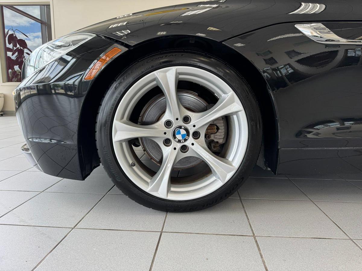 Used 2015 BMW Z4 sDrive28i RWD image 57