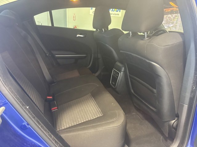 Used 2022 Dodge Charger R/T w/ Navigation & Travel Group image 17