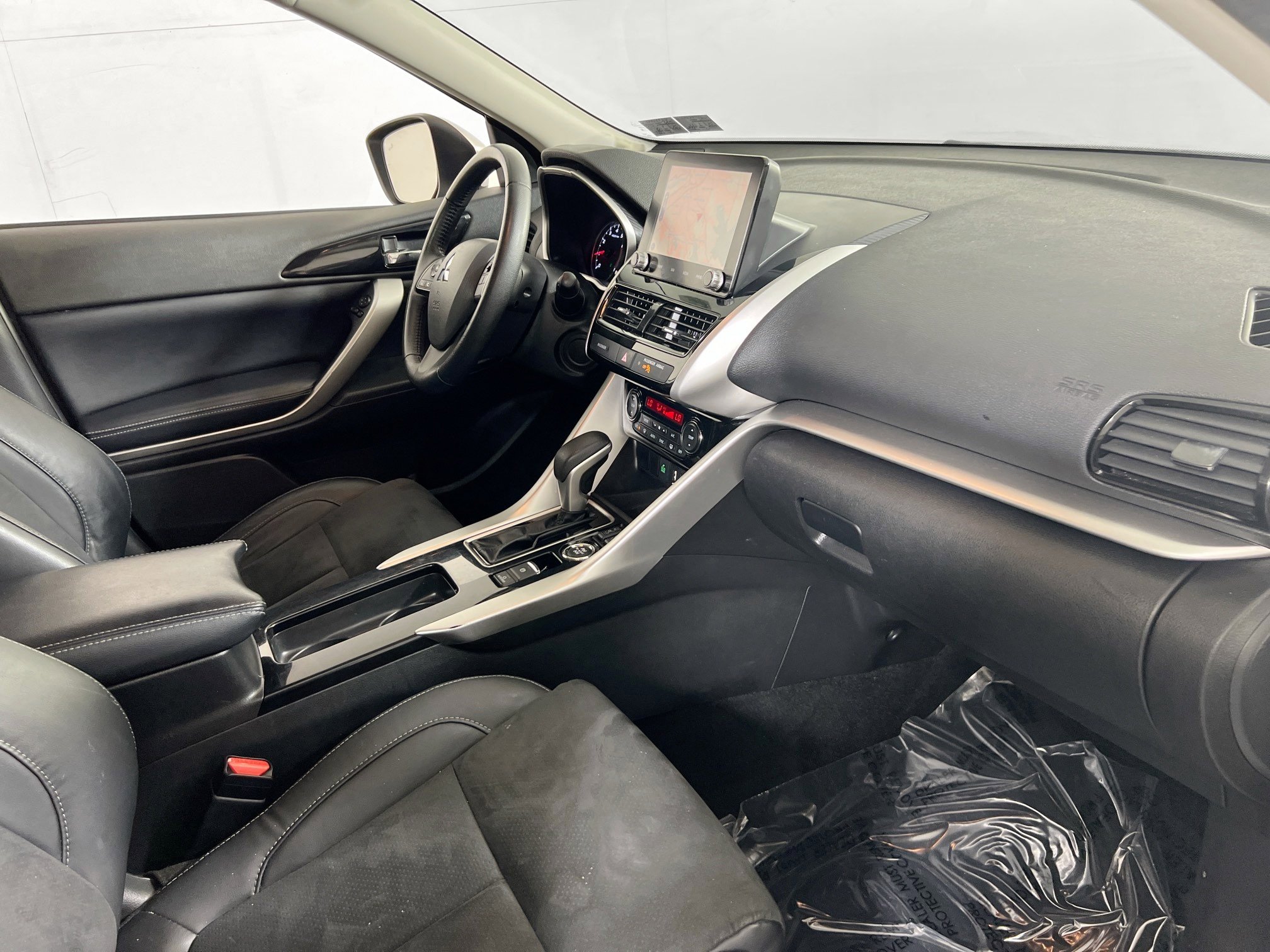 Used 2023 Mitsubishi Eclipse Cross SE image 28