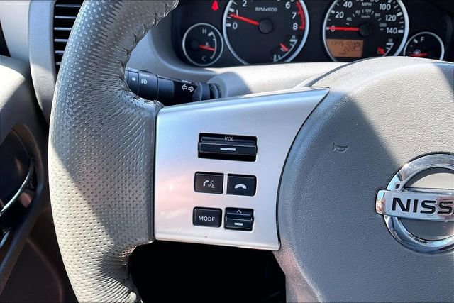 Used 2019 Nissan Frontier SL RWD image 17