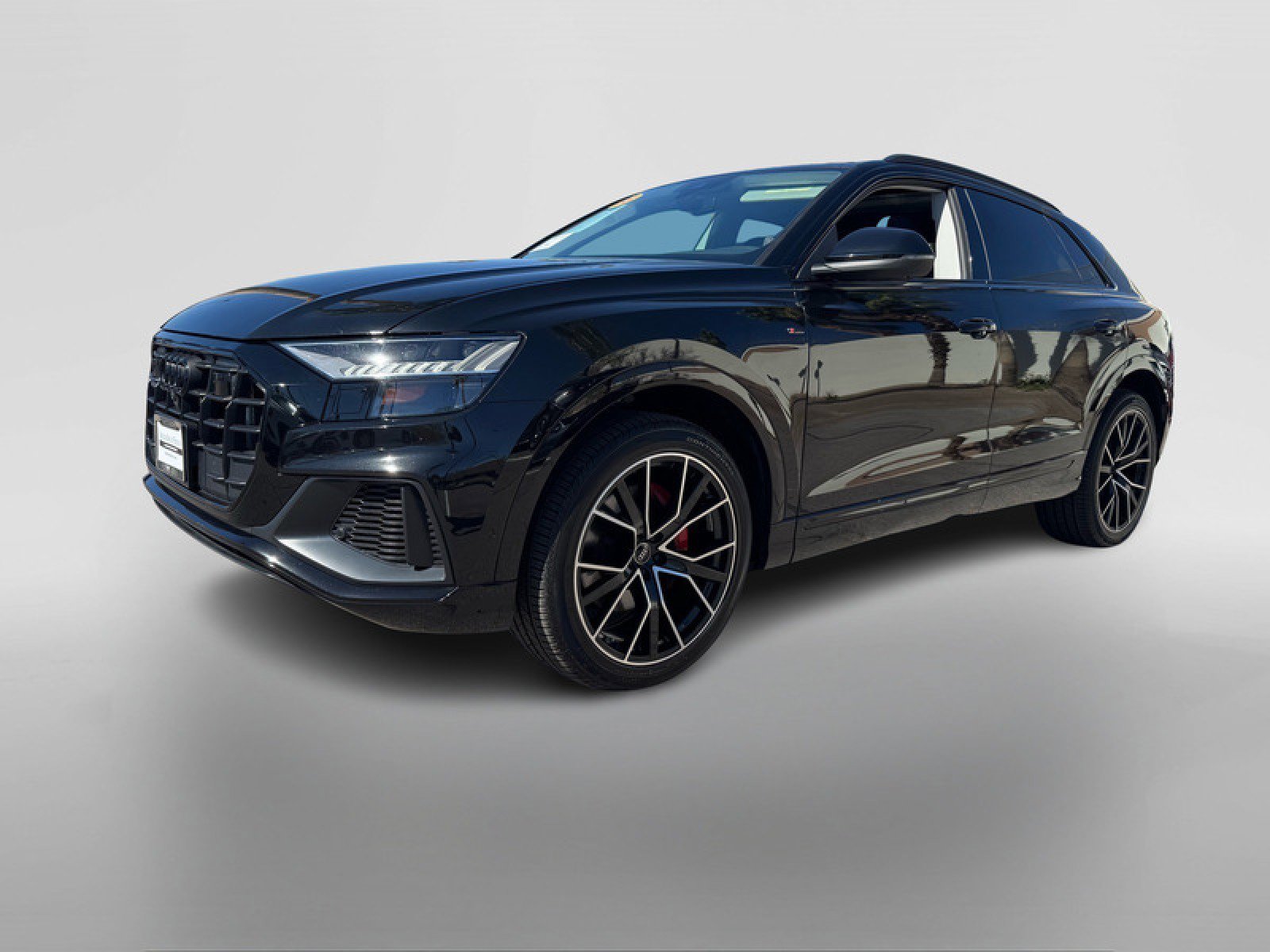 Used 2023 Audi Q8 Premium Plus w/ Premium Plus Package image 9