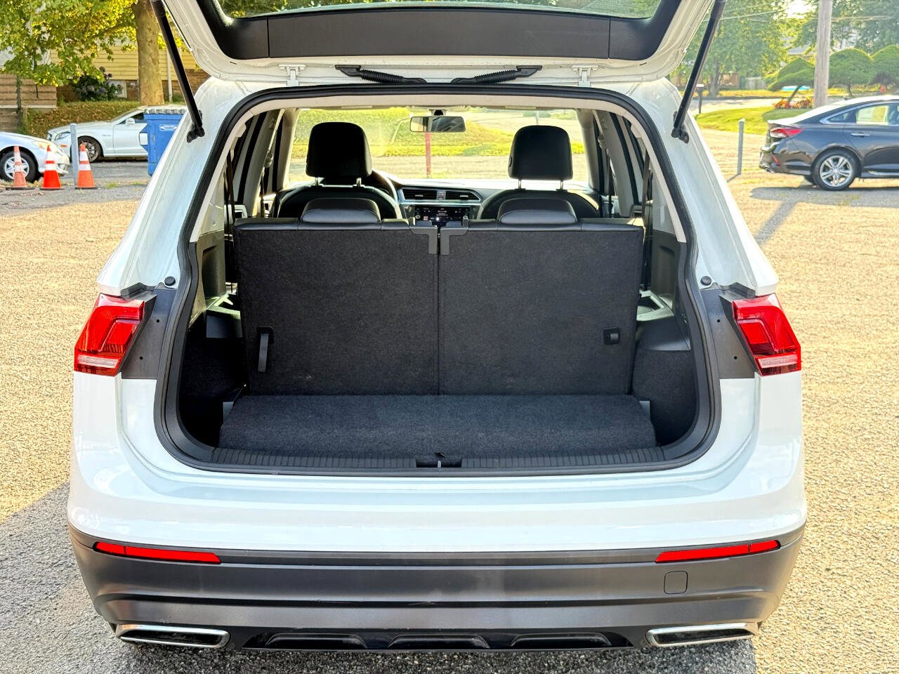 Used 2019 Volkswagen Tiguan SE w/ Panoramic Sunroof Package image 33