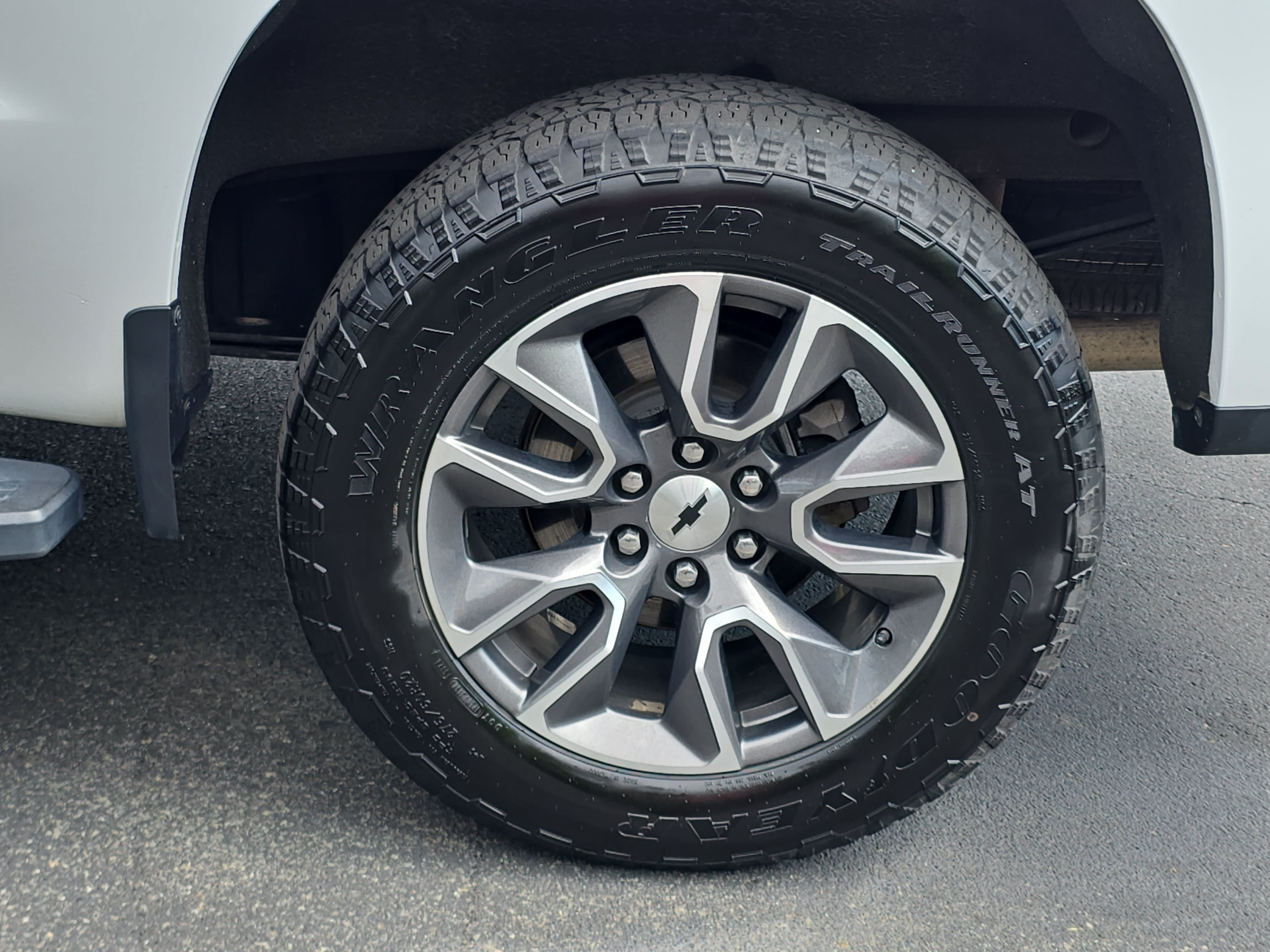 Used 2020 Chevrolet Silverado 1500 RST w/ All-Star Edition AWD/4WD image 31