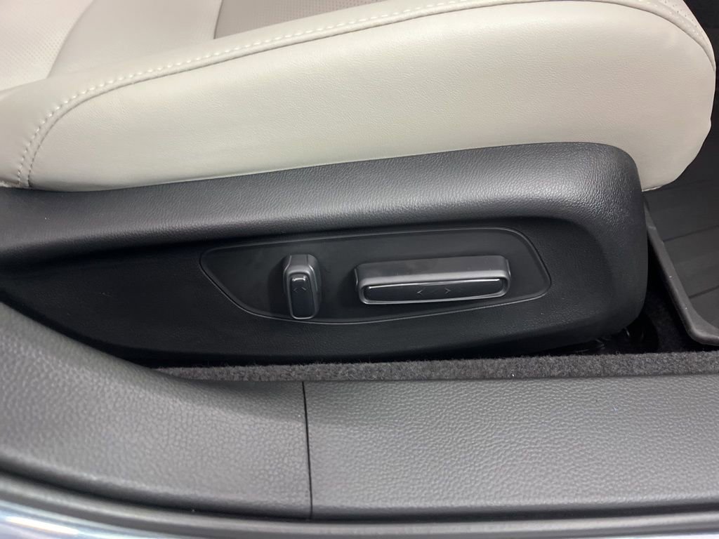 New 2026 Honda Accord Touring image 9