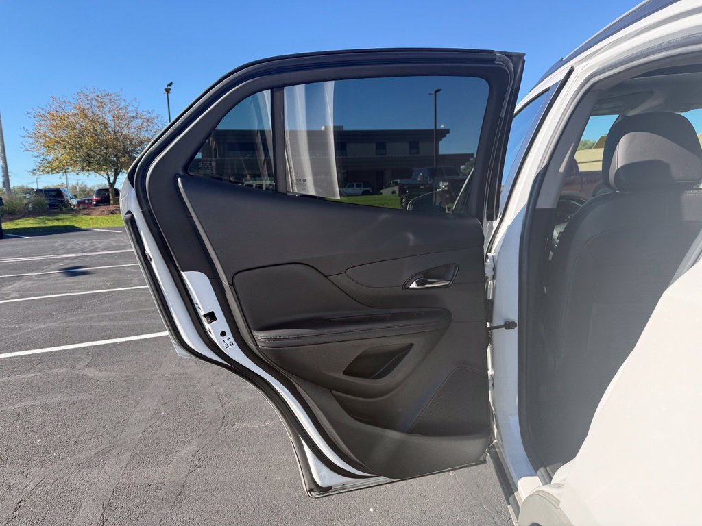 Used 2017 Buick Encore Preferred w/ Experience Buick Package FWD image 12