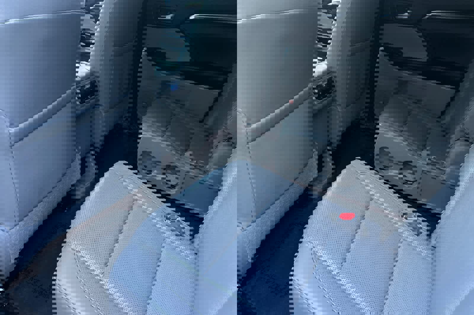 Used 2014 Toyota Highlander Limited image 4