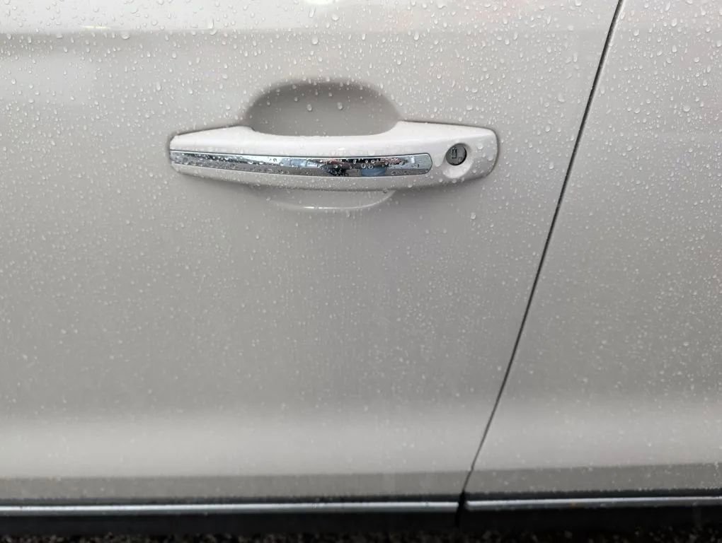 Used 2019 Lincoln MKC Select w/ Select Plus Package FWD image 25