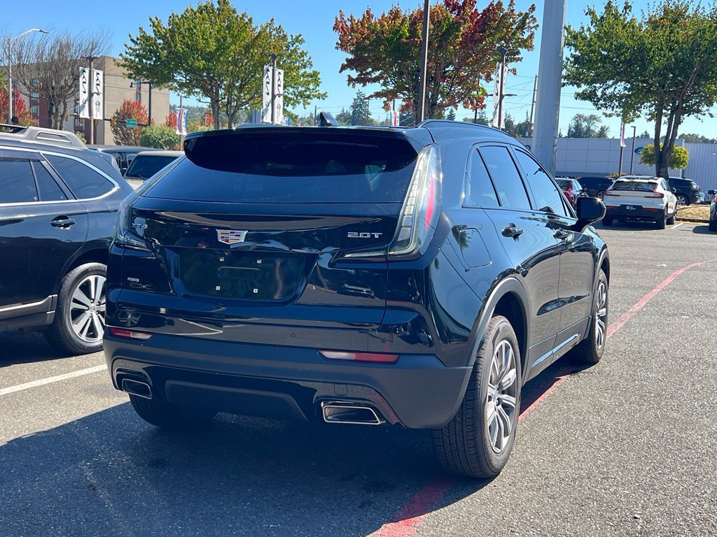 Used 2019 Cadillac XT4 Sport AWD/4WD image 9