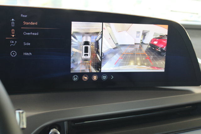 New 2027 Cadillac Vistiq Premium Luxury w/ LPO, Floor Liner Package AWD/4WD image 21
