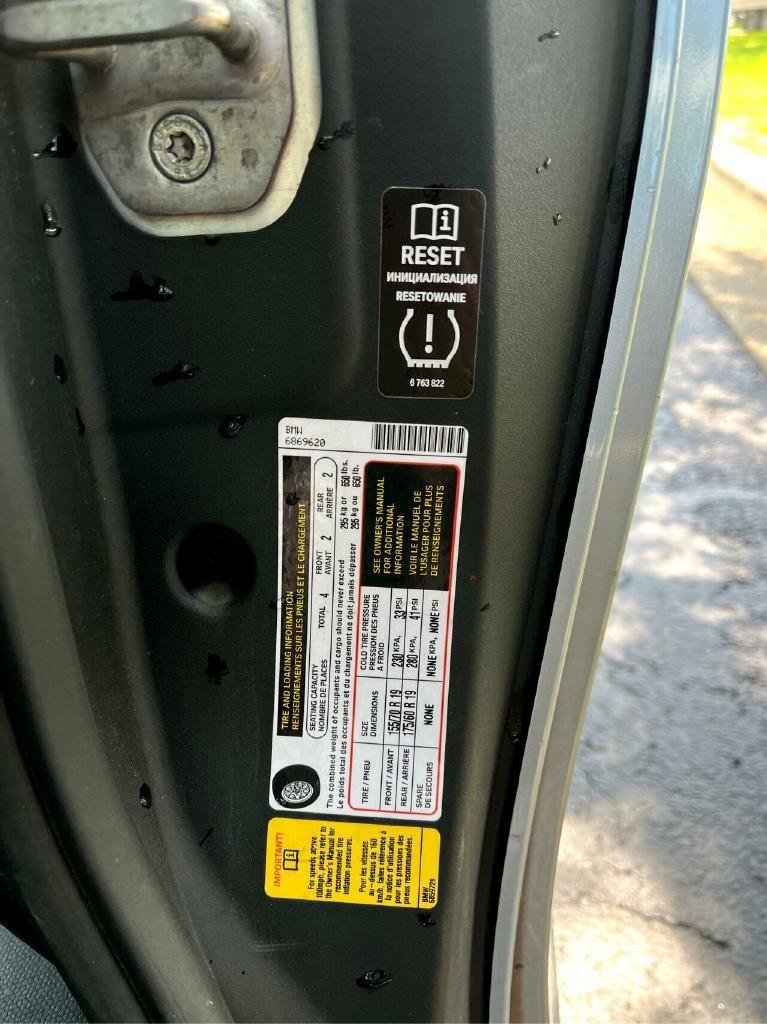 Used 2014 BMW i3 w/ Range Extender RWD image 10