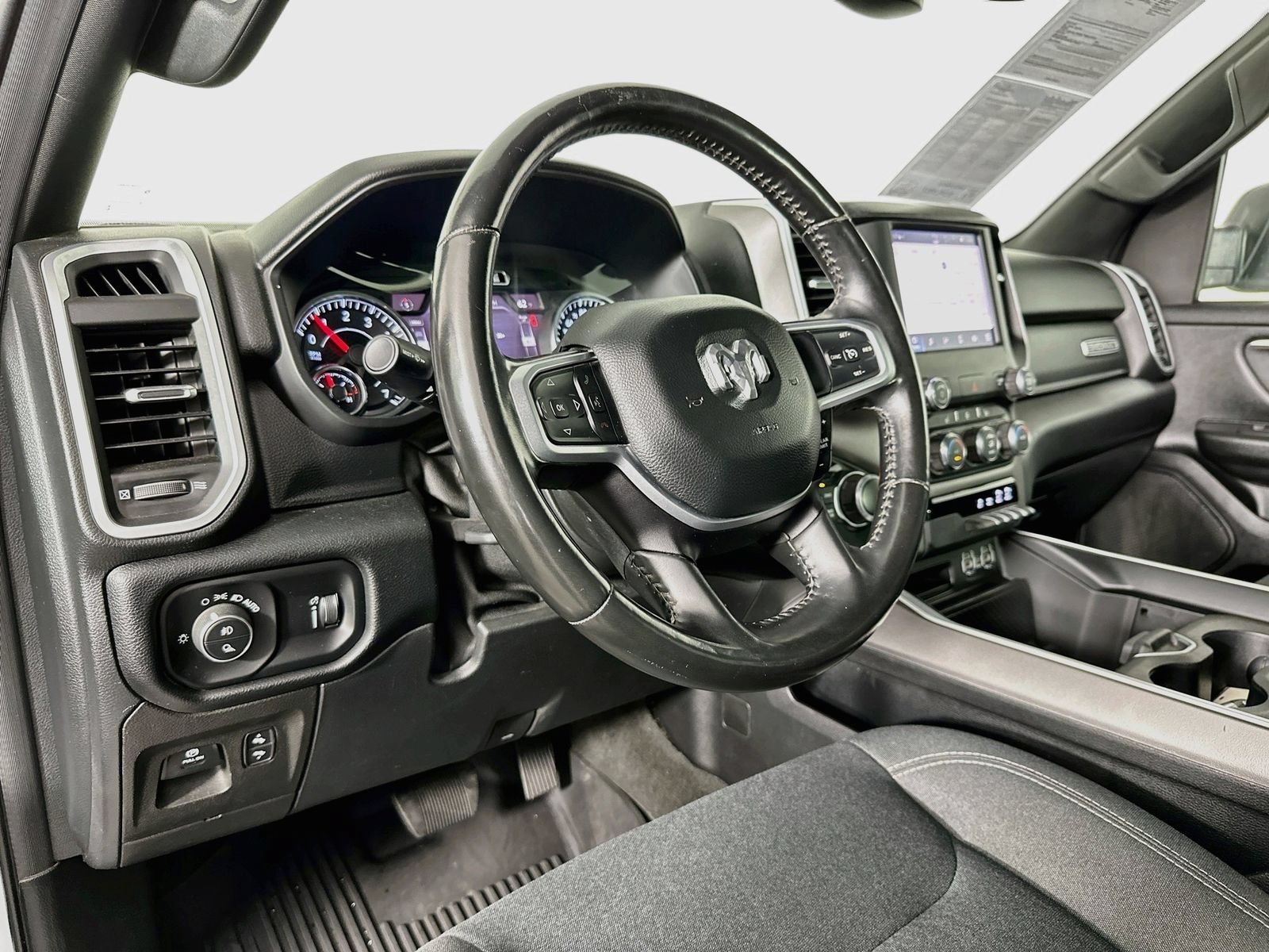 Used 2022 RAM 1500 Big Horn AWD/4WD image 10
