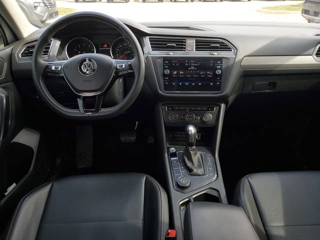 Used 2021 Volkswagen Tiguan SE AWD/4WD image 23