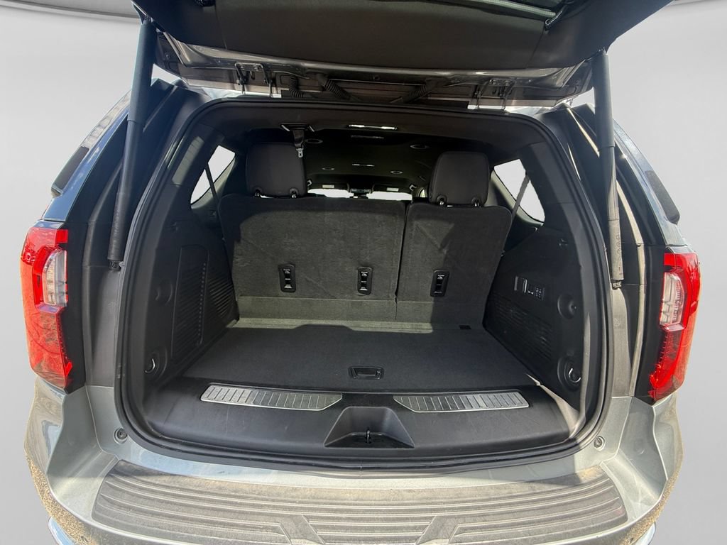 Used 2025 GMC Yukon Denali AWD/4WD image 45
