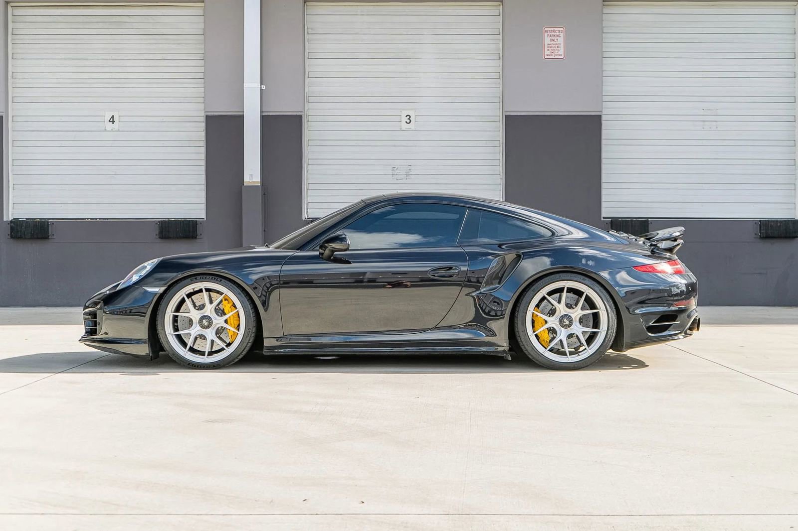 Used 2015 Porsche 911 Turbo S AWD/4WD image 4
