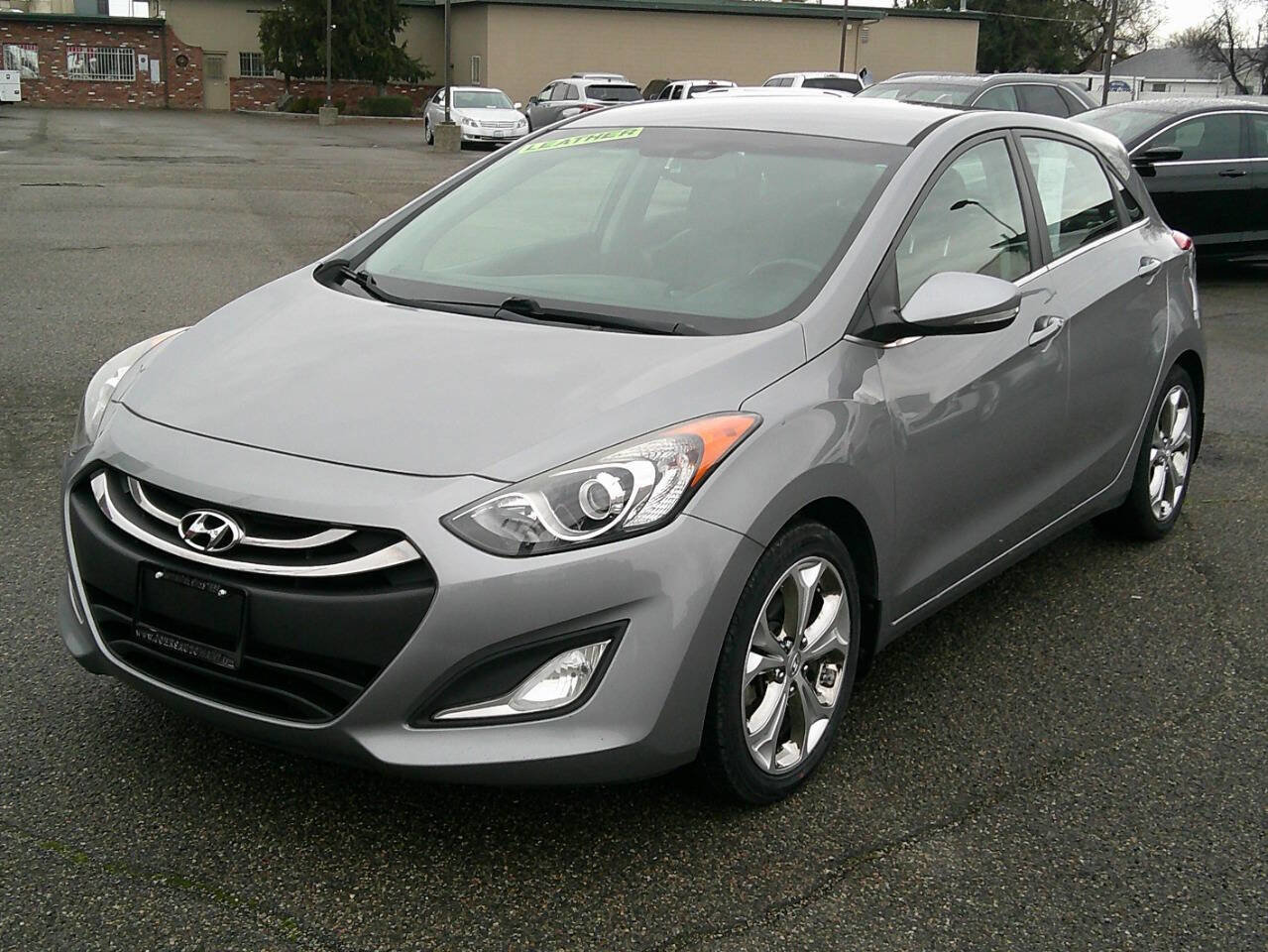 Used 2014 Hyundai Elantra GT w/ Option Group 02 image 3