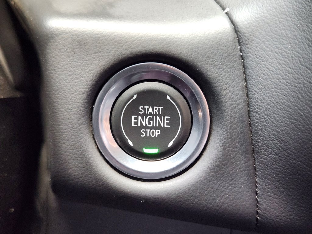 Used 2024 Chevrolet Suburban RST w/ Luxury Package AWD/4WD image 21