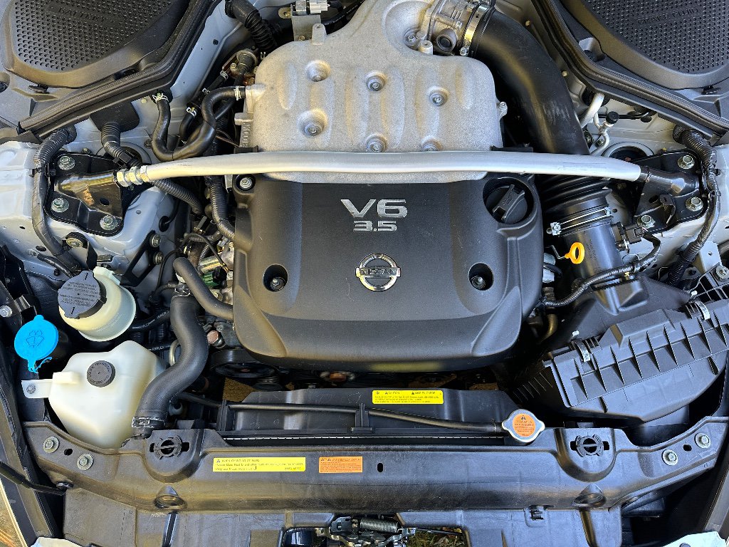 Used 2006 Nissan 350Z Grand Touring RWD image 45