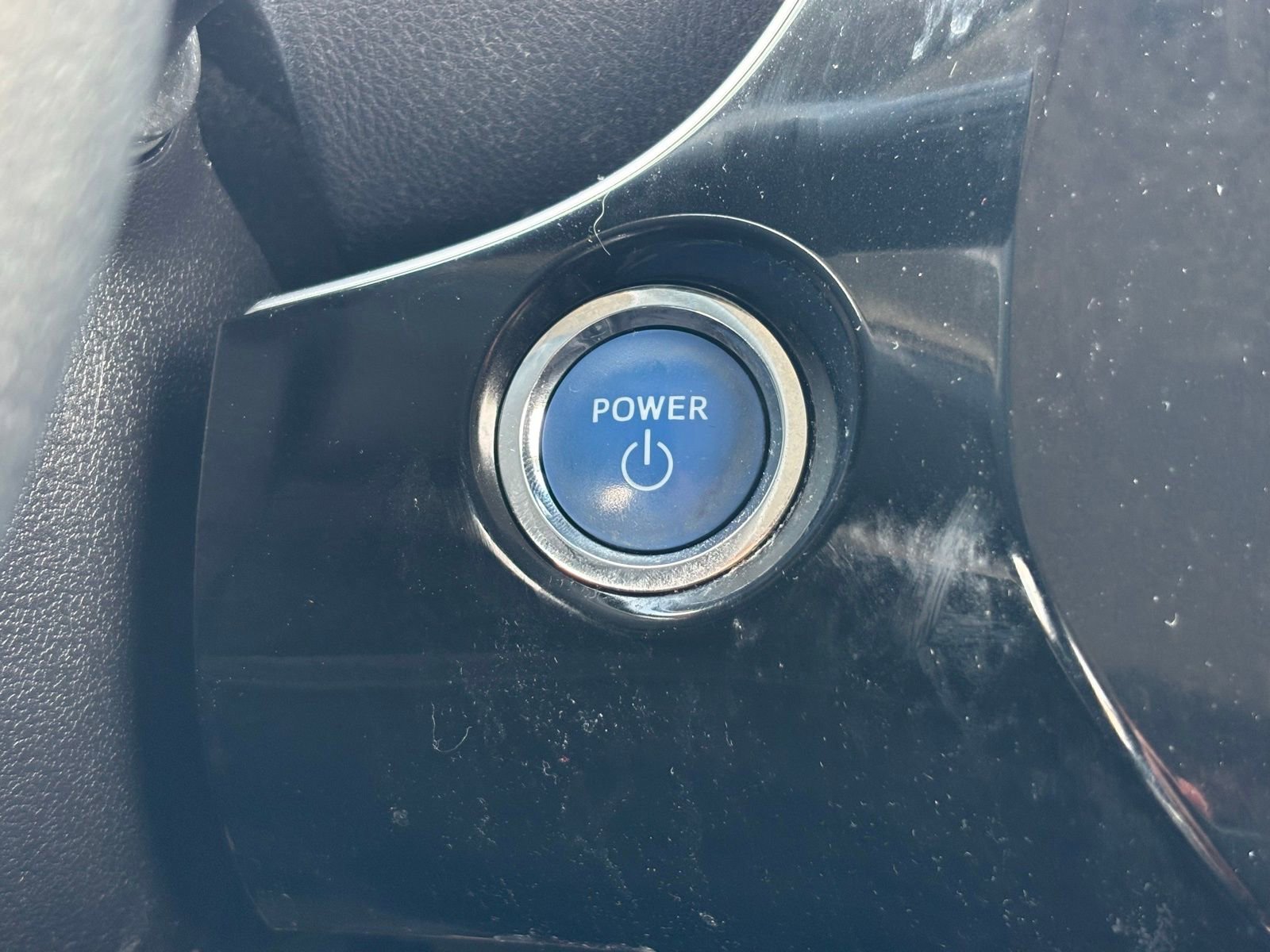 Used 2018 Toyota Prius Two image 6