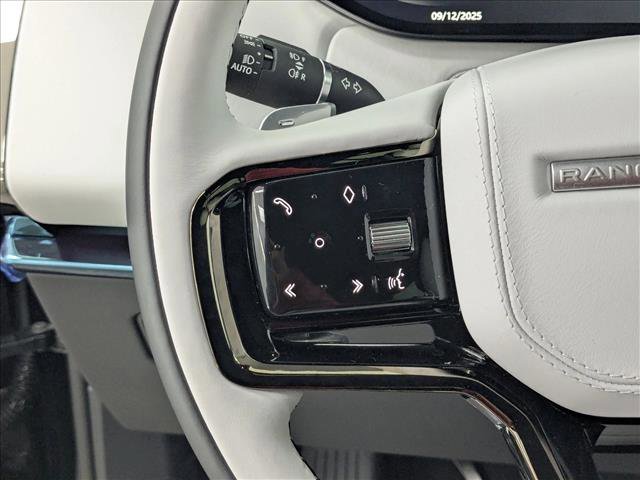 New 2025 Land Rover Range Rover Sport Dynamic SE image 13