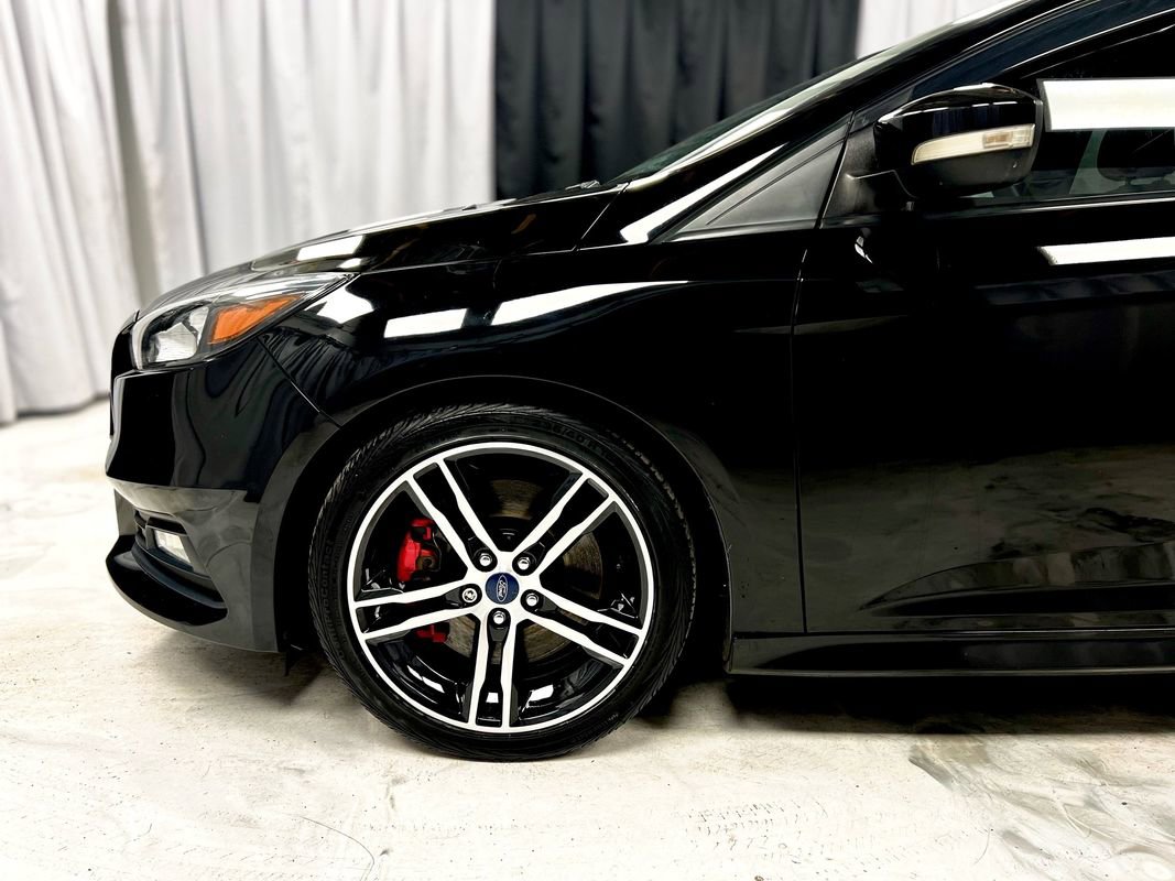Used 2016 Ford Focus ST image 10