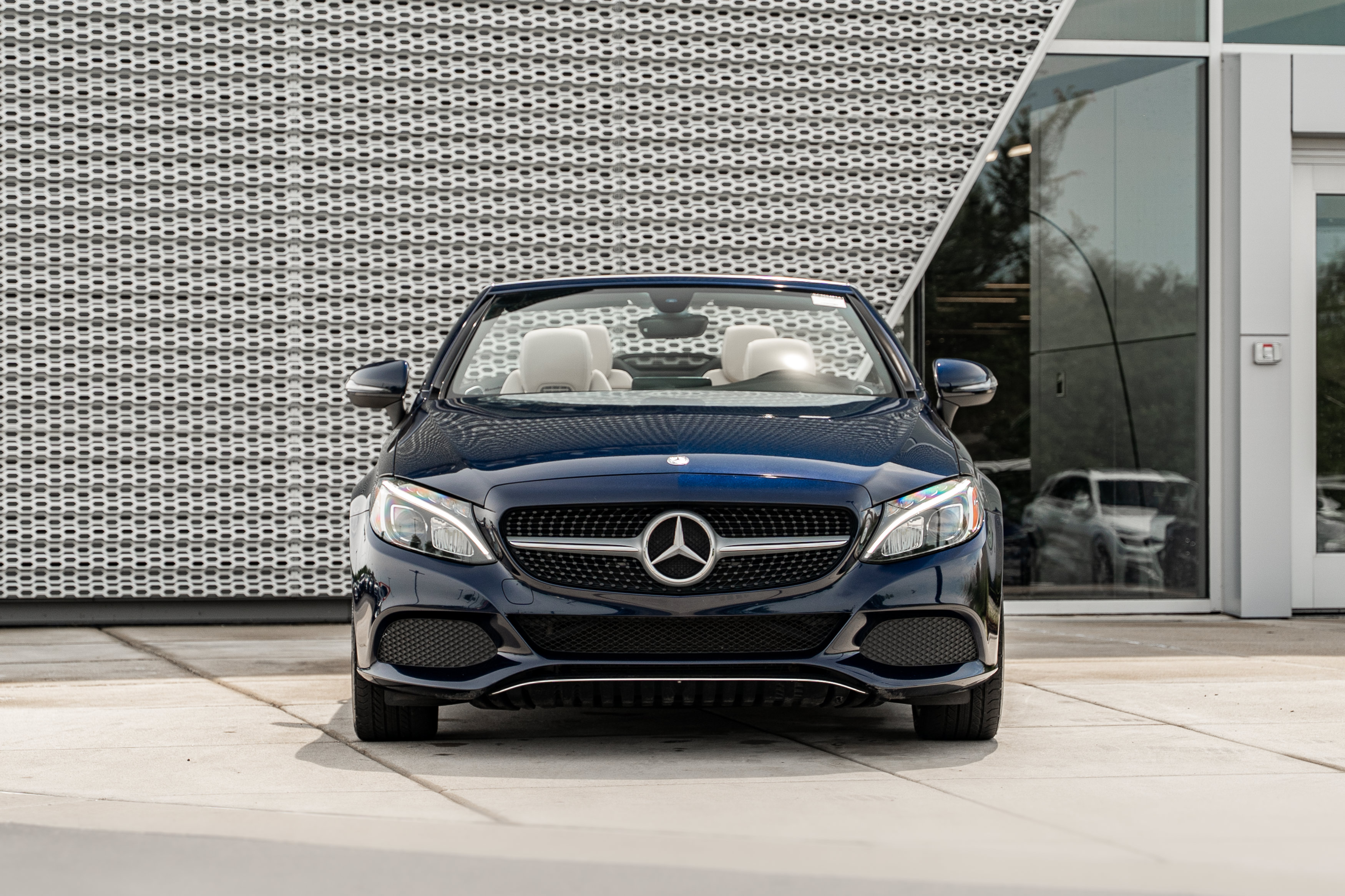 Used 2017 Mercedes-Benz C 300 4MATIC Cabriolet image 32