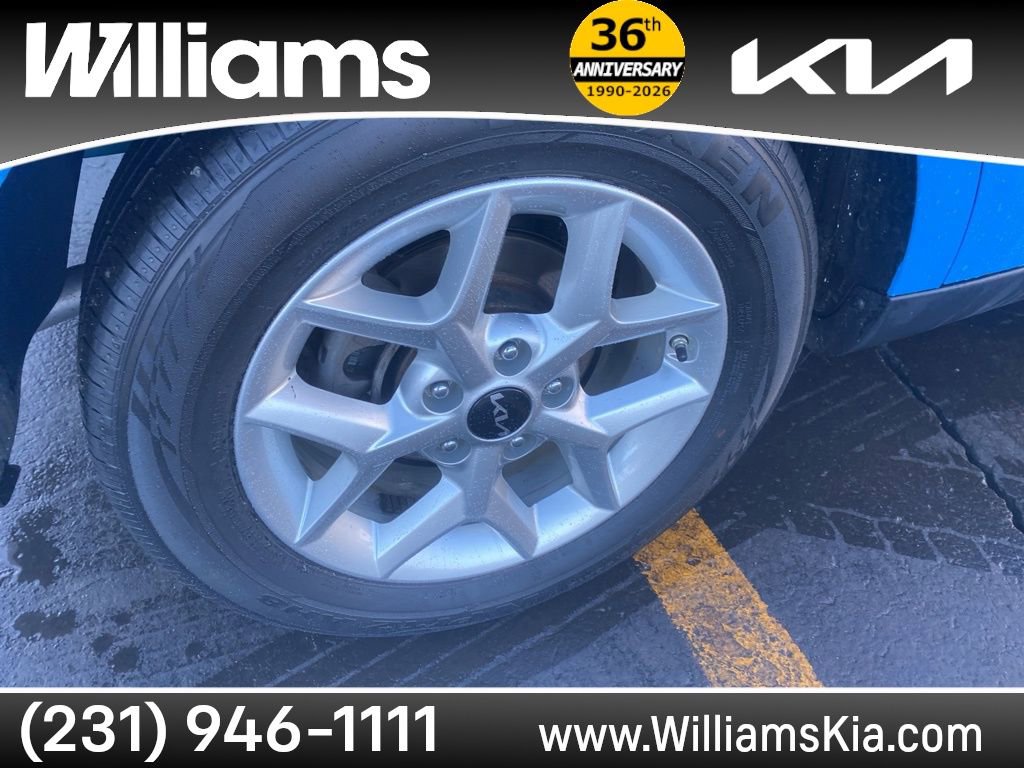 Used 2025 Kia Soul S image 14