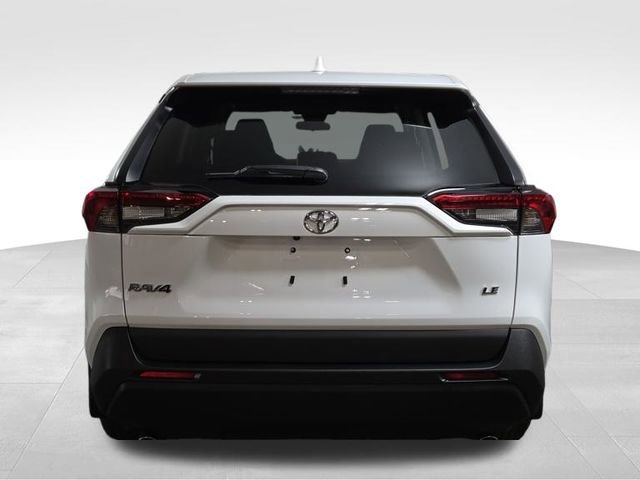 Used 2024 Toyota RAV4 LE image 15