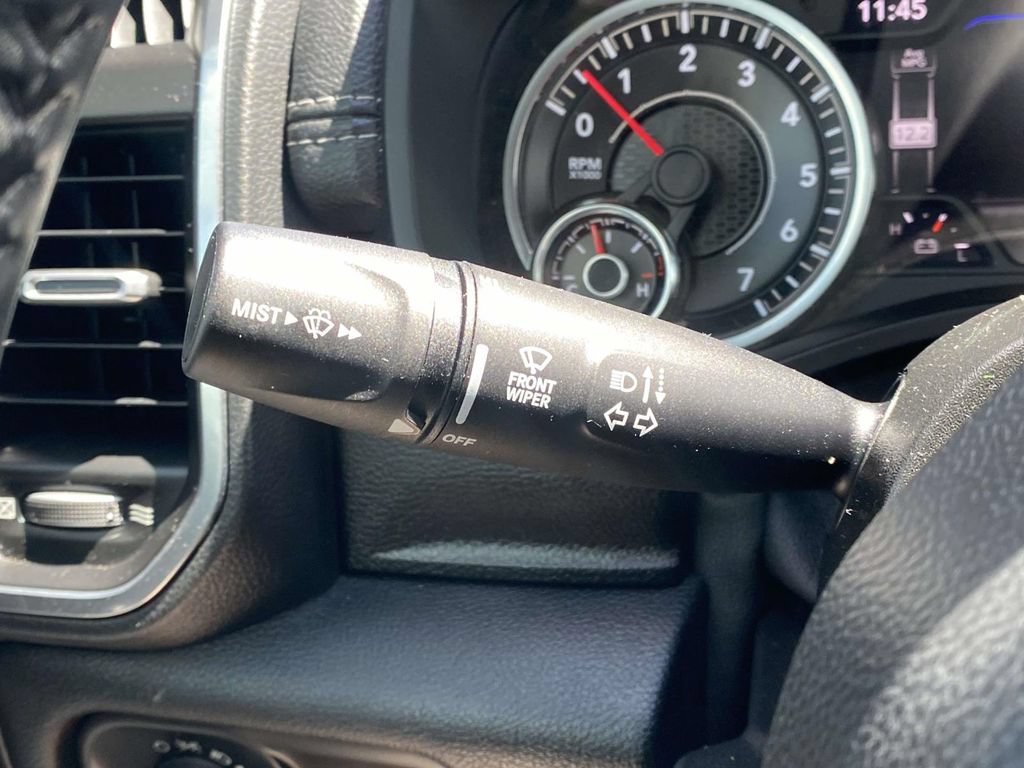 Used 2022 RAM 1500 Laramie AWD/4WD image 33
