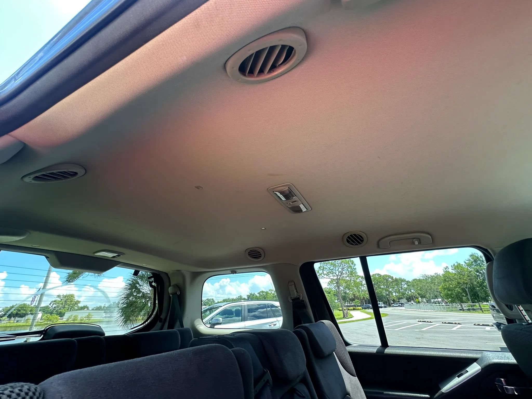 Used 2008 Nissan Pathfinder SE AWD/4WD image 29