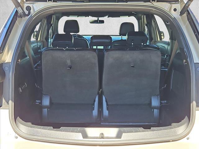 Used 2017 Ford Explorer Limited FWD image 6