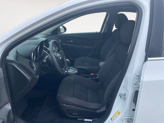 Used 2016 Chevrolet Cruze LT image 9